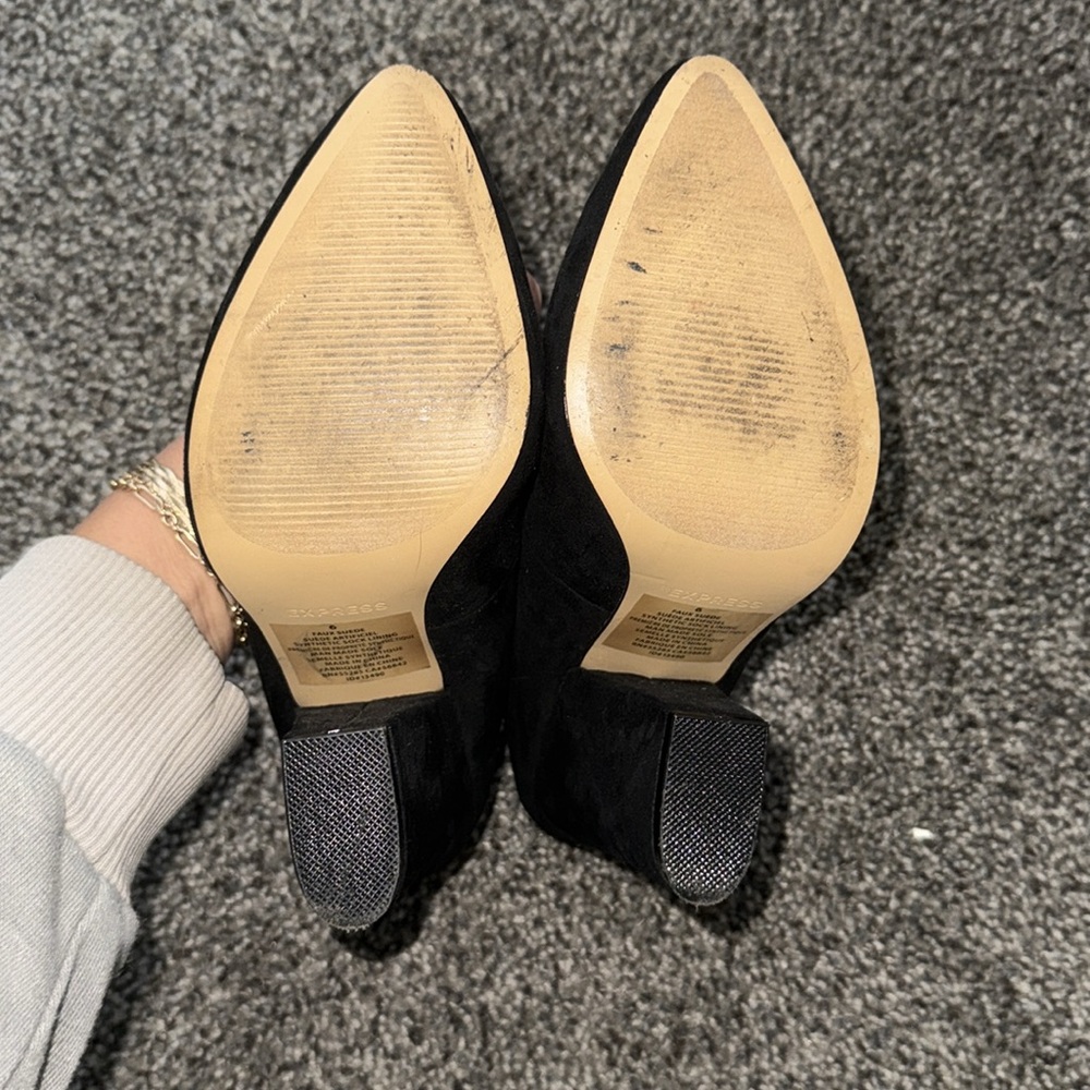 Express Block Heels - Picture 4 of 5